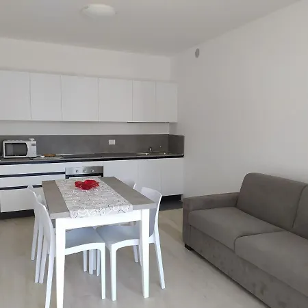 Jesolo Appartamenti F2 - Coral Red Exterior photo