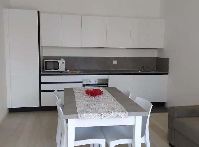 Jesolo Appartamenti F2 - Coral Red