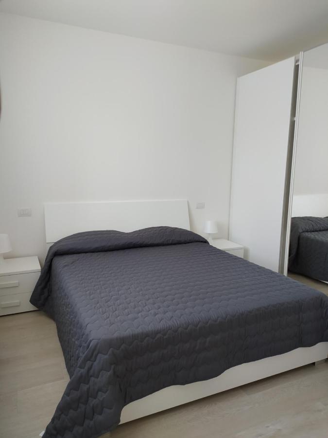 F2 - Coral Red Apartment *